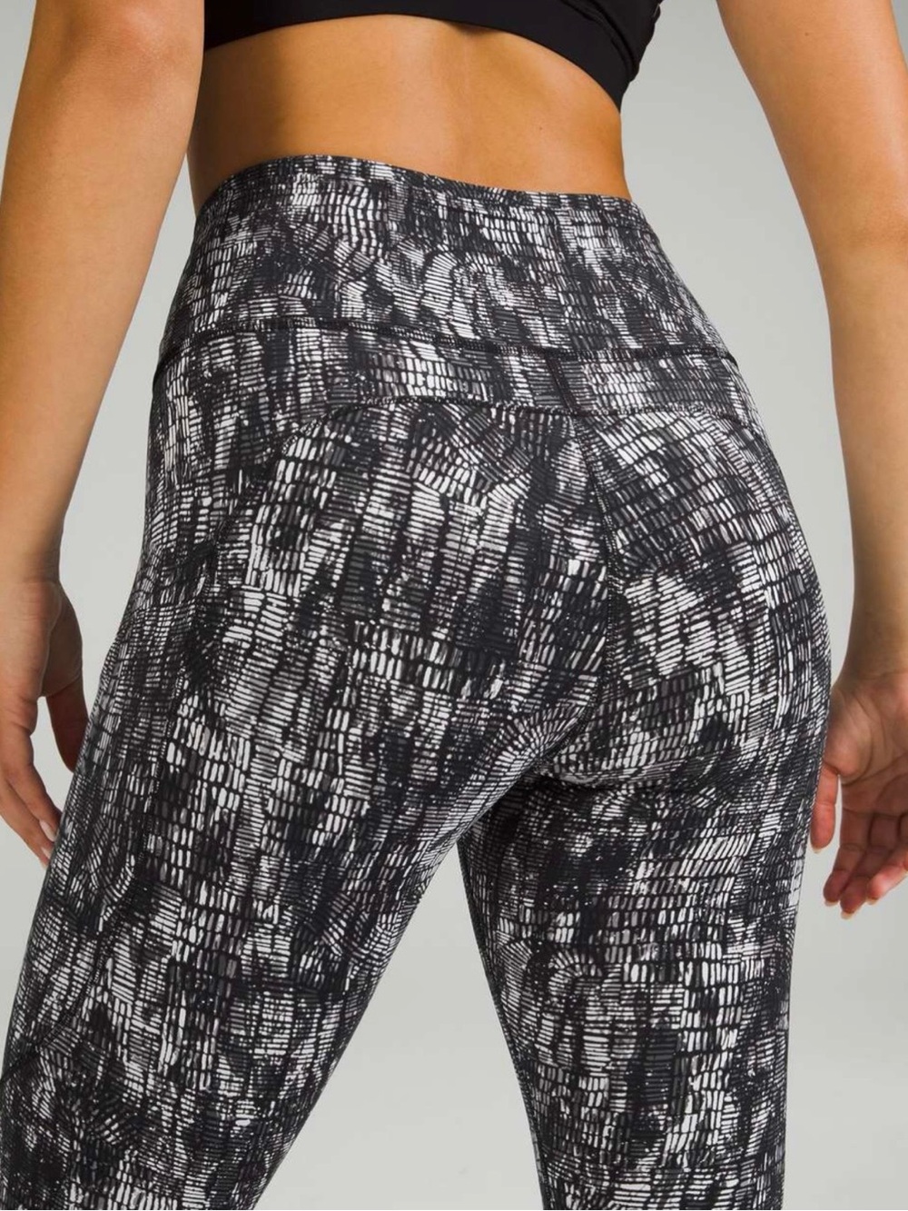 Lululemon Fast and Free High-Rise Tight 25"  W5BXRS